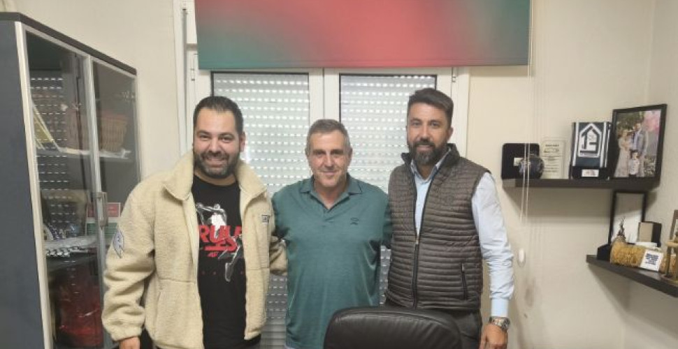 Doxa Neou Sidirochoriou (Cambaz) yönetiminden Özgür Ferhat’a ziyaret
